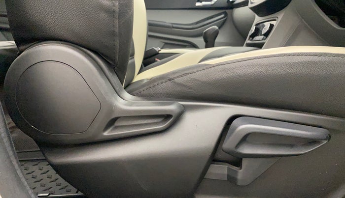 2021 Tata Tiago XZ PLUS PETROL, Petrol, Manual, 14,991 km, Driver Side Adjustment Panel