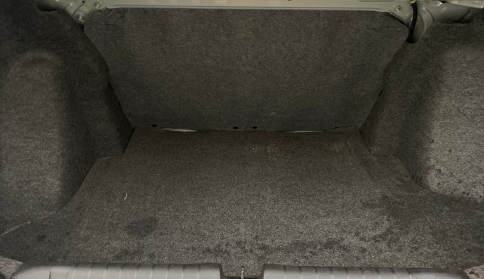 2022 Honda Amaze 1.2L I-VTEC S CVT, Petrol, Automatic, 35,572 km, Boot Inside