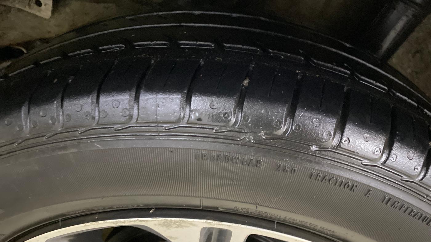 2021 Honda City 1.5L I-VTEC V MT 5TH GEN, CNG, Manual, 36,643 km, Left Rear Tyre Tread
