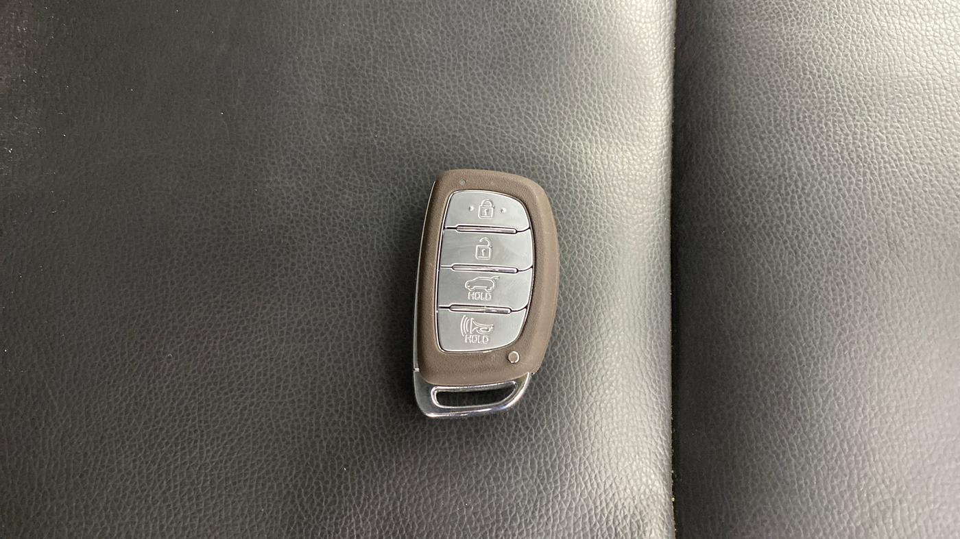 2019 Hyundai VENUE SX PLUS 1.0 TURBO DCT, Petrol, Automatic, 44,836 km, Key Close Up