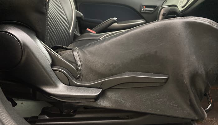 2020 Maruti Baleno ALPHA CVT PETROL 1.2, Petrol, Automatic, 71,352 km, Driver Side Adjustment Panel