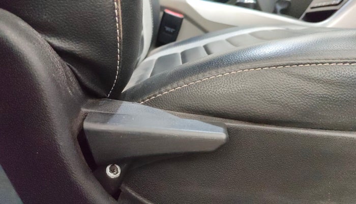 2018 Tata NEXON XM PETROL, Petrol, Manual, 1,05,844 km, Driver Side Adjustment Panel