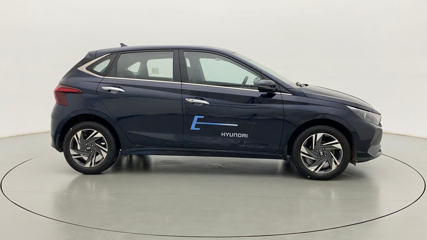 2020 Hyundai NEW I20 ASTA (O) 1.2 MT, Petrol, Manual, 34,497 km, Right Side View