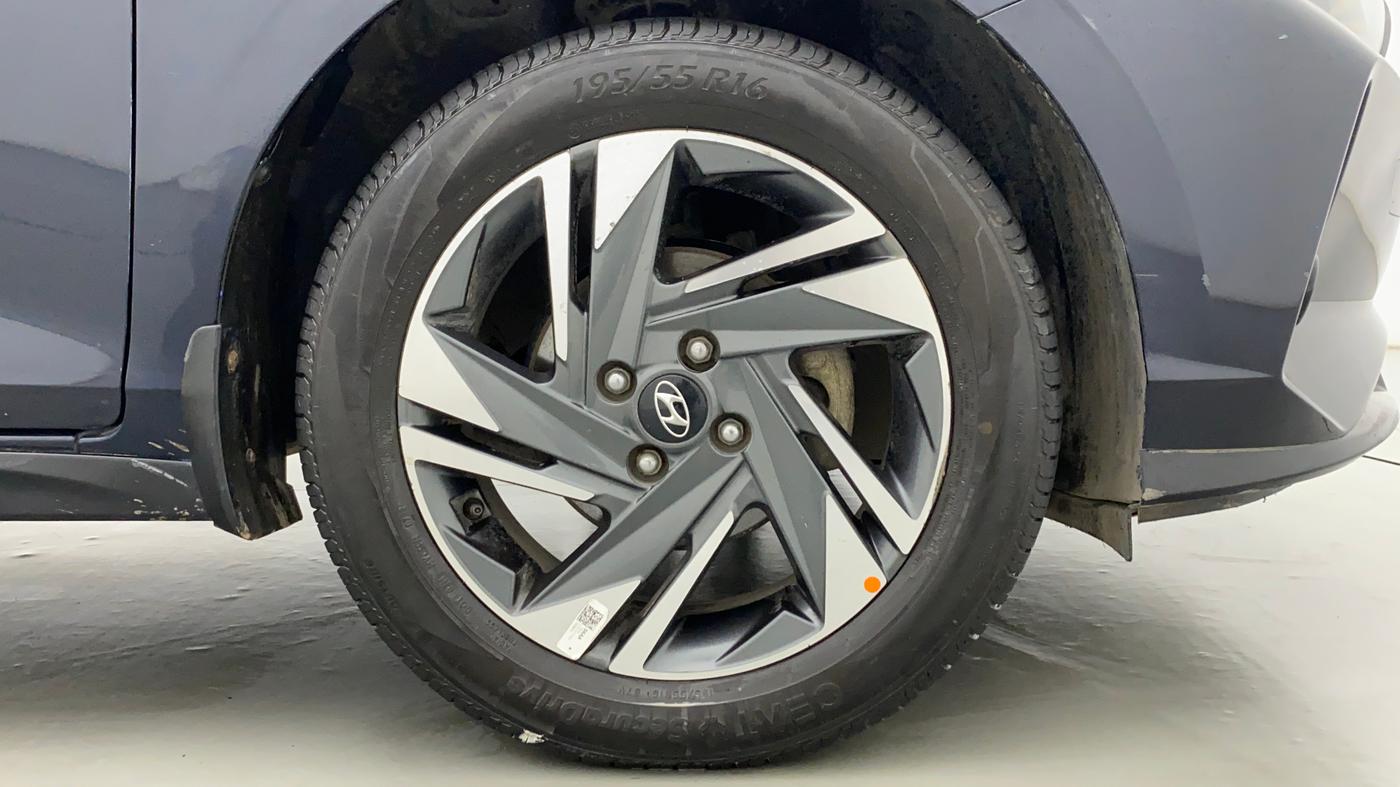2020 Hyundai NEW I20 ASTA (O) 1.2 MT, Petrol, Manual, 34,497 km, Right Front Wheel