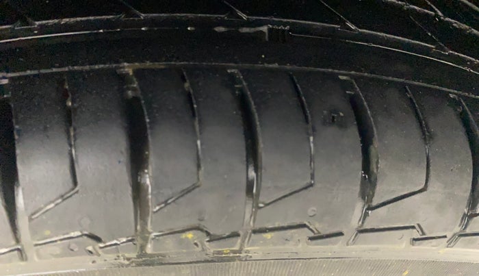 2013 Ford Ecosport AMBIENTE 1.5L DIESEL, Diesel, Manual, 73,821 km, Left Rear Tyre Tread