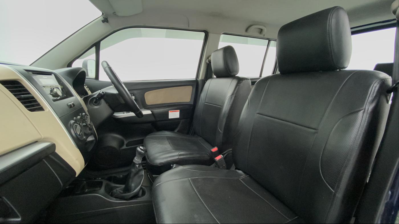 2017 Maruti Wagon R 1.0 LXI CNG, CNG, Manual, 36,847 km, Right Side Front Door Cabin