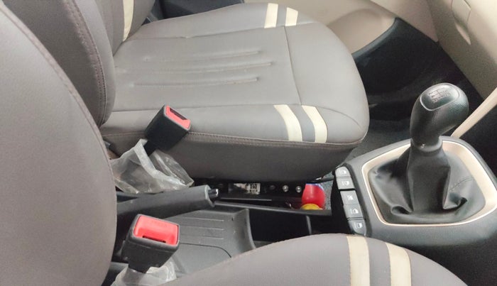 2019 Hyundai NEW SANTRO SPORTZ CNG, CNG, Manual, 50,094 km, Gear Lever