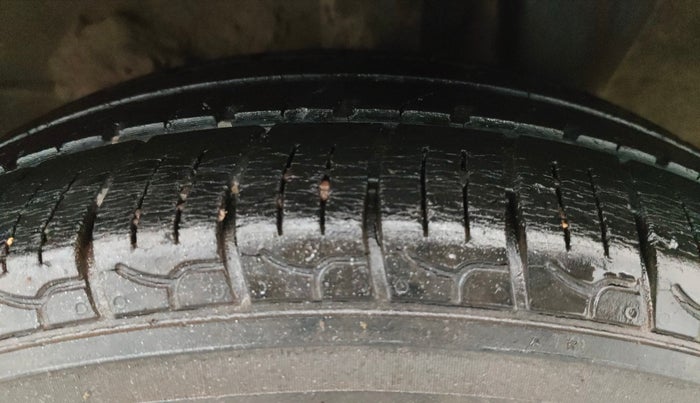 2019 Hyundai NEW SANTRO SPORTZ CNG, CNG, Manual, 50,094 km, Left Rear Tyre Tread