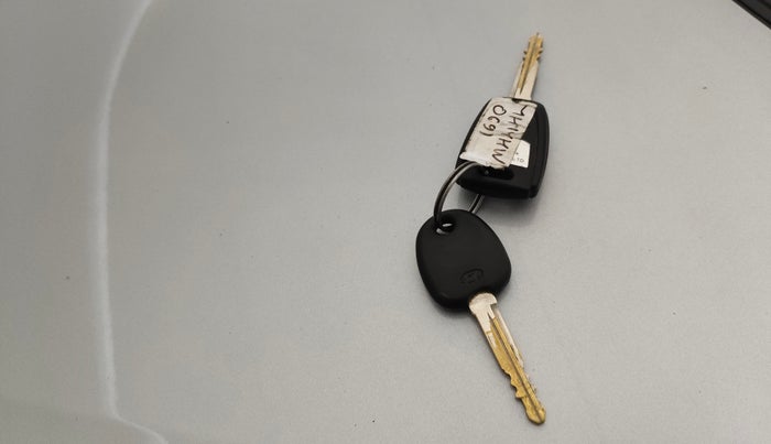 2019 Hyundai NEW SANTRO SPORTZ CNG, CNG, Manual, 50,094 km, Key Close Up