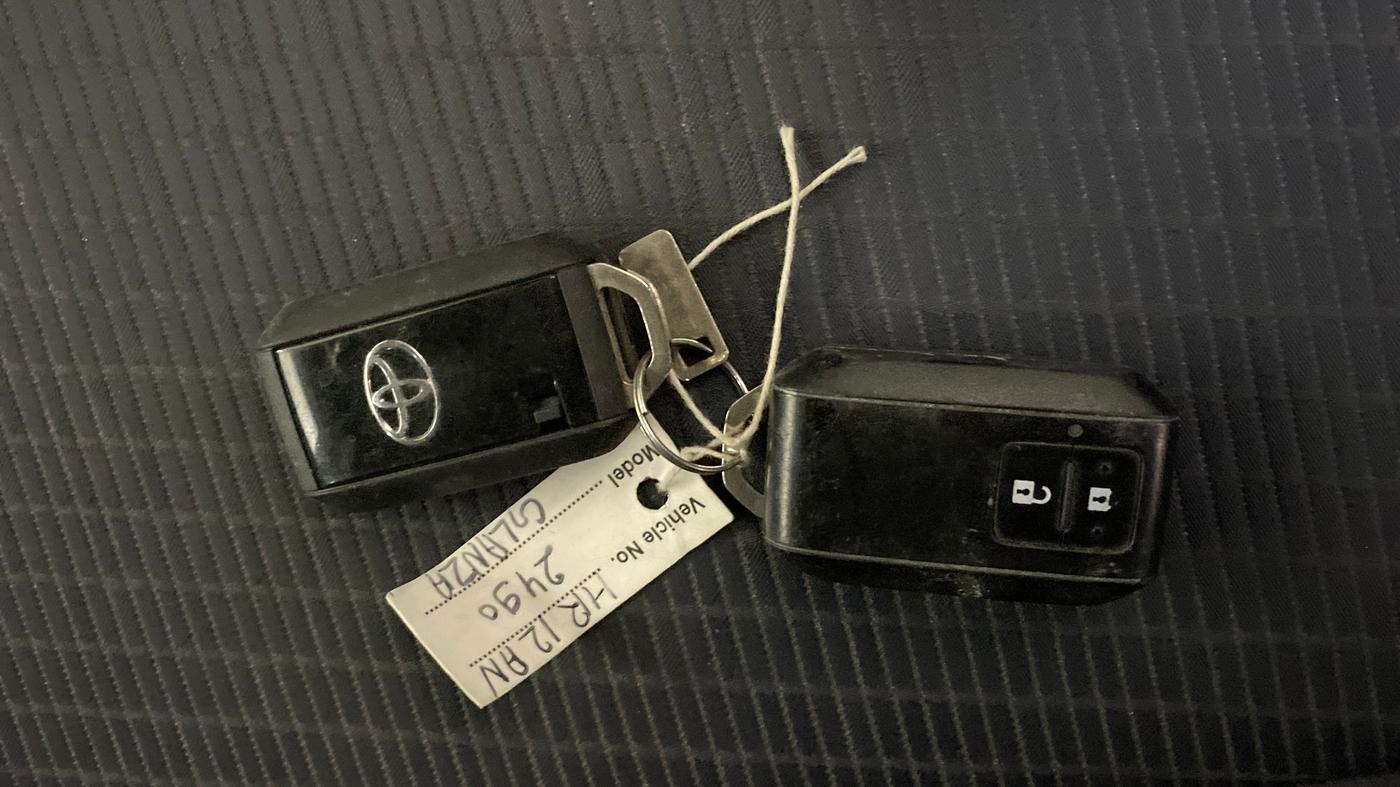 2021 Toyota Glanza G CVT, Petrol, Automatic, 34,268 km, Key Close Up