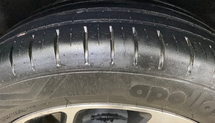 2021 Toyota Glanza G CVT, Petrol, Automatic, 34,349 km, Right Rear Tyre Tread