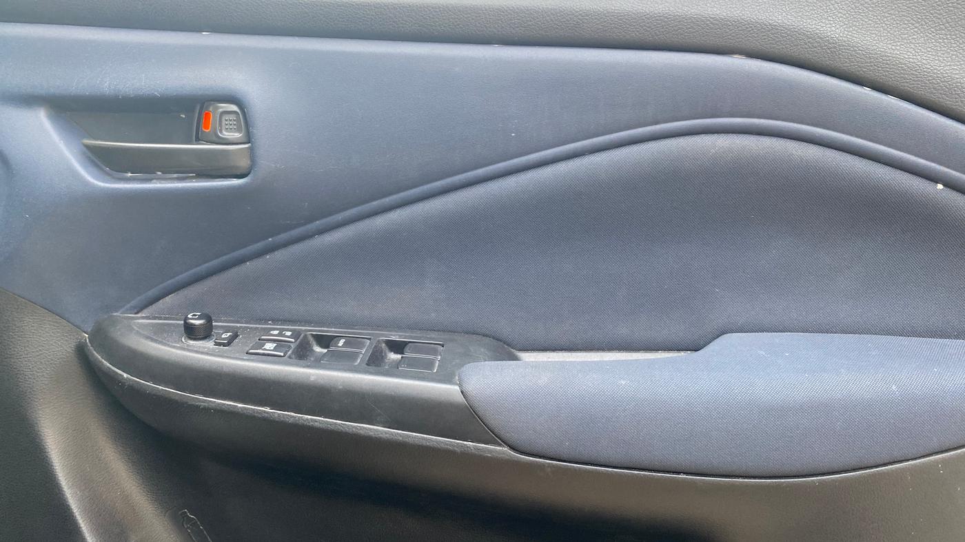 2023 Maruti Baleno DELTA PETROL 1.2, Petrol, Manual, 24,586 km, Driver Side Door Panels Control