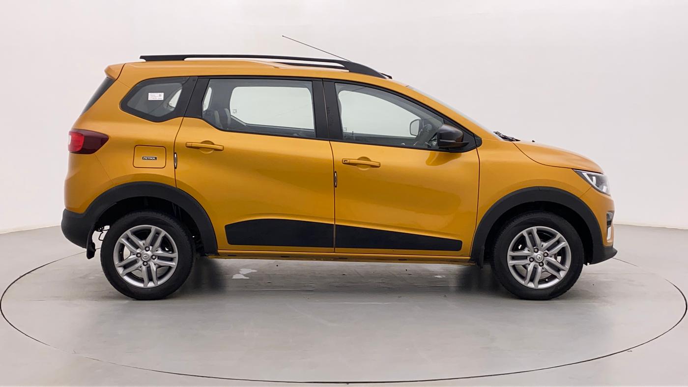 2021 Renault TRIBER 1.0 RXZ, Petrol, Manual, 10,510 km, Right Side View