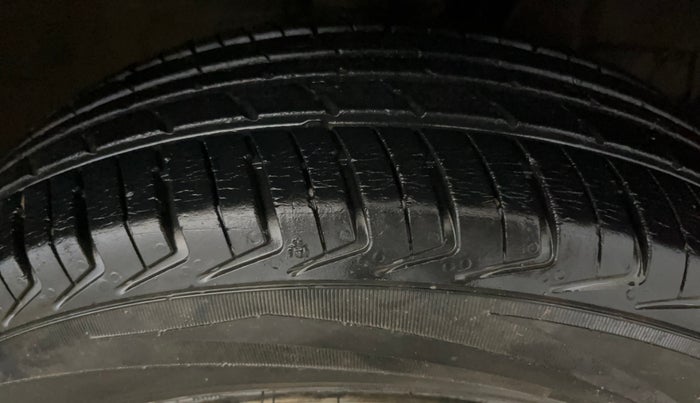 2022 Maruti New Wagon-R LXI CNG (O) 1.0, CNG, Manual, 16,296 km, Right Front Tyre Tread