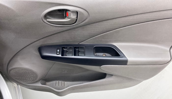 2011 Toyota Etios Liva G, Petrol, Manual, 78,193 km, Driver Side Door Panels Control