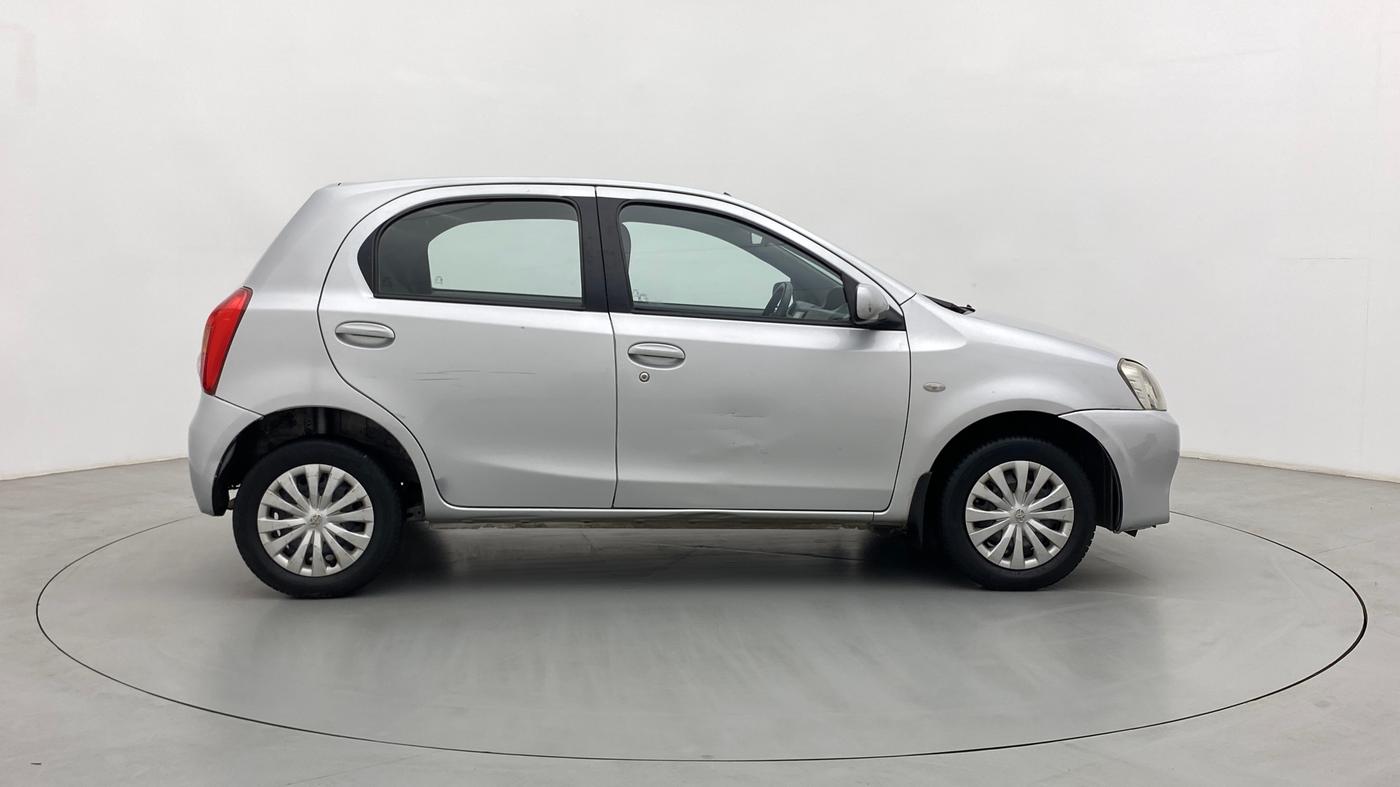 2011 Toyota Etios Liva G, Petrol, Manual, 78,193 km, Right Side View