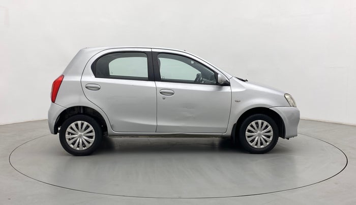 2011 Toyota Etios Liva G, Petrol, Manual, 78,193 km, Right Side View