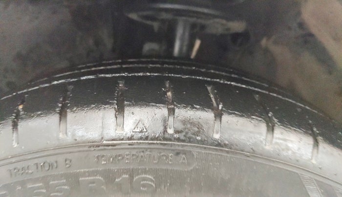 2020 Maruti Baleno ZETA CVT PETROL 1.2, Petrol, Automatic, 57,973 km, Left Front Tyre Tread