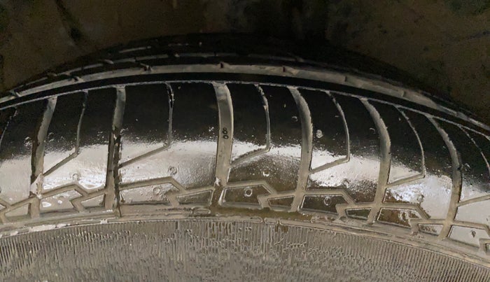 2024 KIA SONET HTE (O) 1.2 Petrol MT, Petrol, Manual, 4,952 km, Right Front Tyre Tread