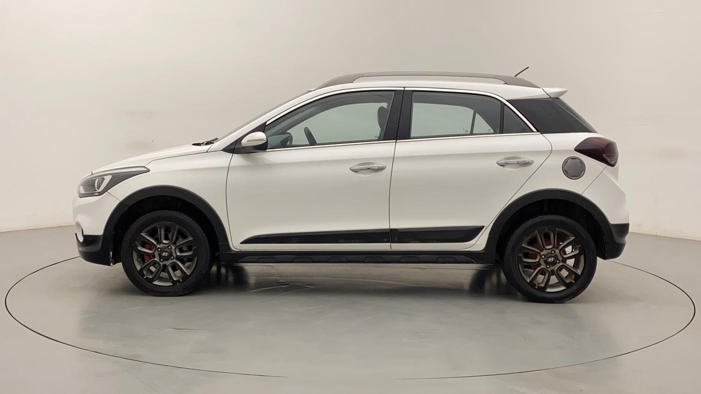 2015 Hyundai i20 Active 1.4 SX, Diesel, Manual, 83,856 km, Left Side