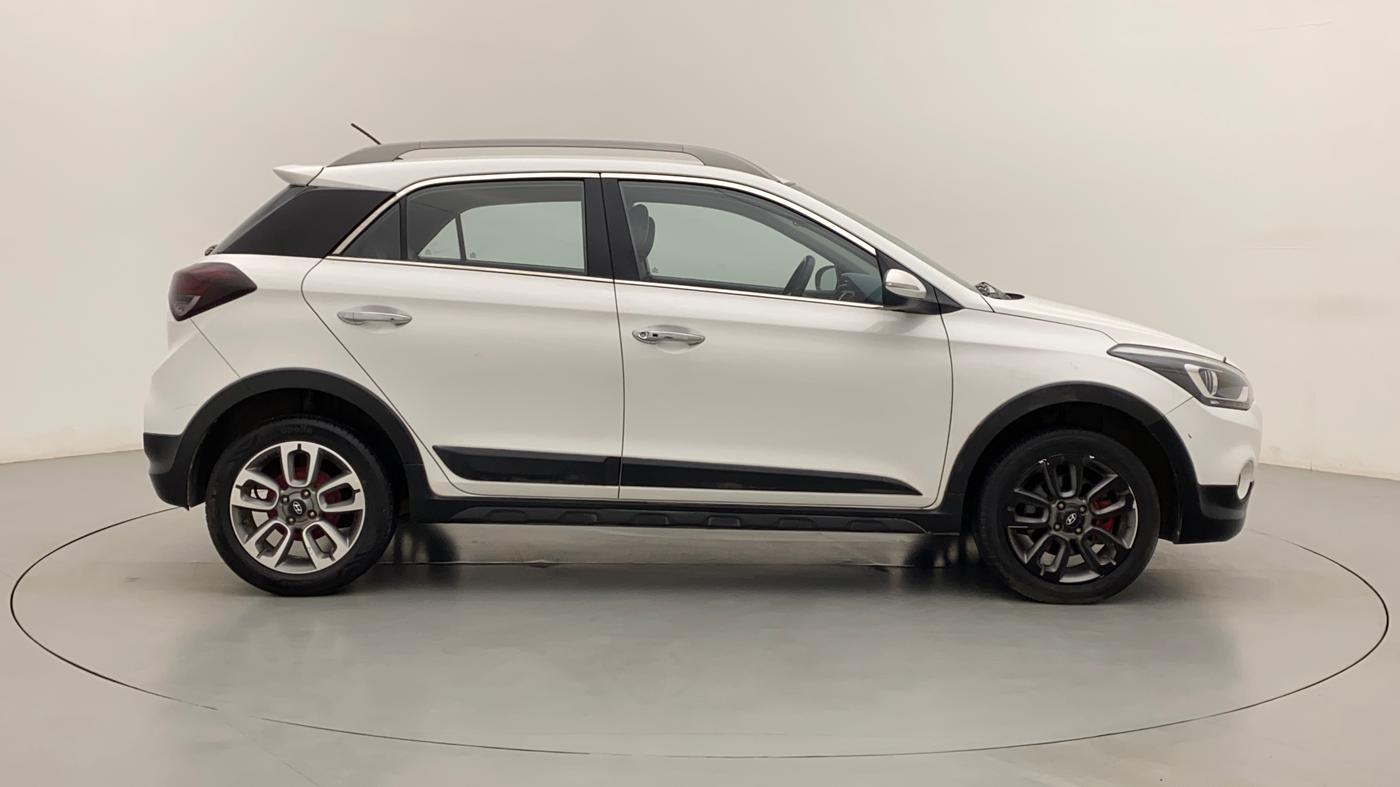 2015 Hyundai i20 Active 1.4 SX, Diesel, Manual, 83,856 km, Right Side View