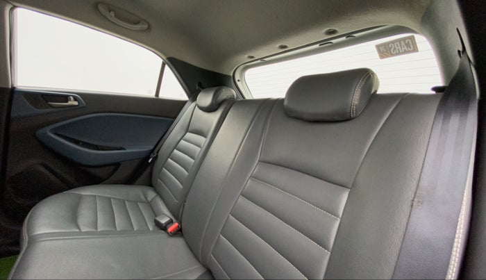 2015 Hyundai i20 Active 1.4 SX, Diesel, Manual, 83,856 km, Right Side Rear Door Cabin
