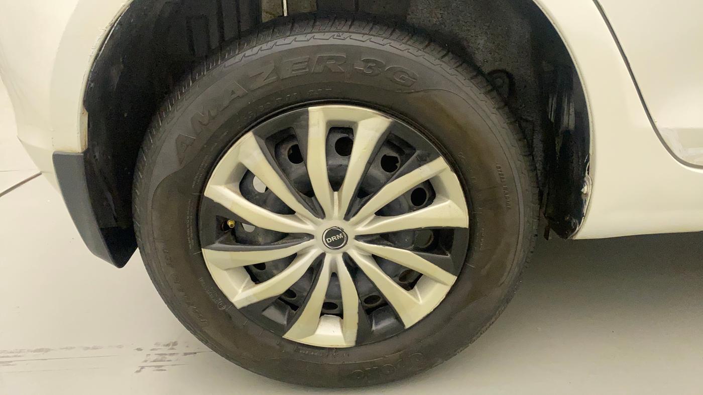 2014 Maruti Swift VXI, Petrol, Manual, 29,973 km, Right Rear Wheel