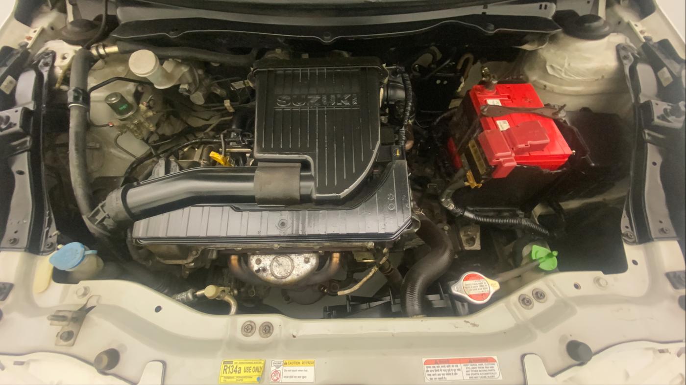 2014 Maruti Swift VXI, Petrol, Manual, 29,973 km, Open Bonet