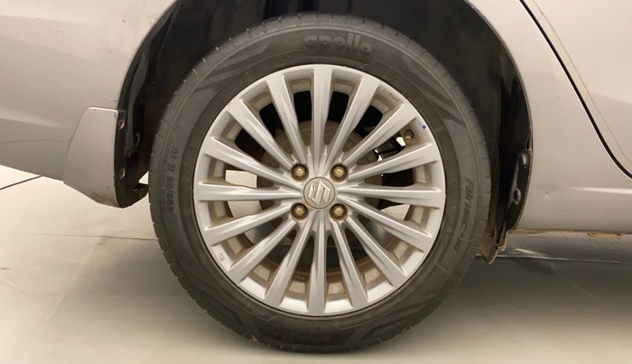 2015 Maruti Ciaz ZXI+, Petrol, Manual, 79,743 km, Right Rear Wheel