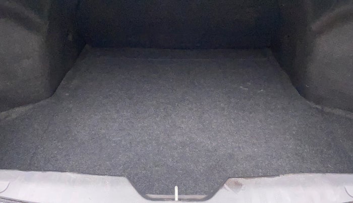 2015 Maruti Ciaz ZXI+, Petrol, Manual, 79,743 km, Boot Inside