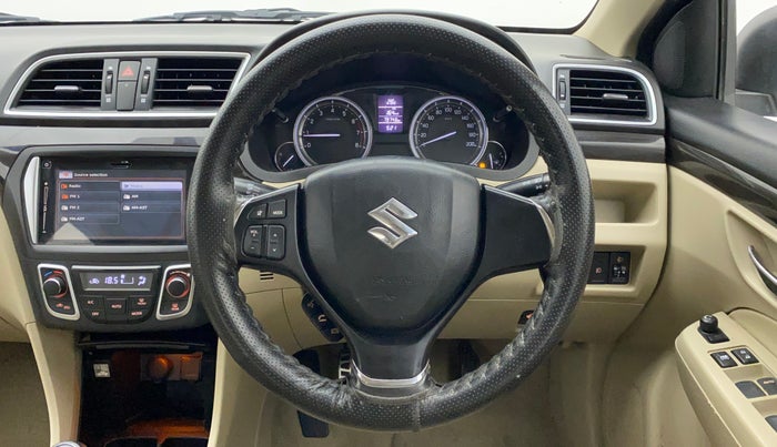 2015 Maruti Ciaz ZXI+, Petrol, Manual, 79,743 km, Steering Wheel Close Up
