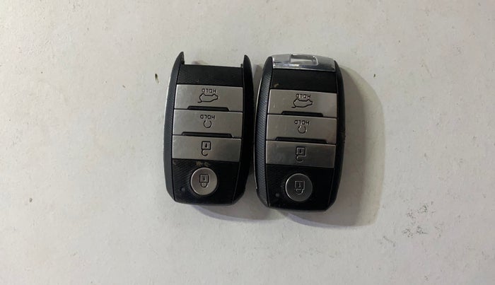 2022 KIA SELTOS GTX PLUS AT 1.5 DIESEL, Diesel, Automatic, 49,717 km, Key Close Up