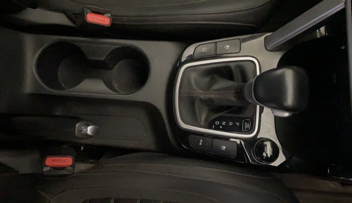 2022 KIA SELTOS GTX PLUS AT 1.5 DIESEL, Diesel, Automatic, 49,717 km, Gear Lever