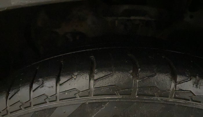 2022 KIA SELTOS GTX PLUS AT 1.5 DIESEL, Diesel, Automatic, 49,717 km, Left Front Tyre Tread