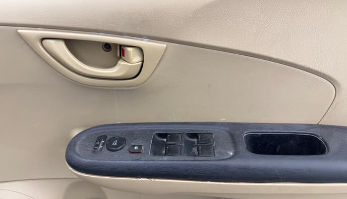2014 Honda Amaze 1.2L I-VTEC S, Petrol, Manual, 43,410 km, Driver Side Door Panels Control