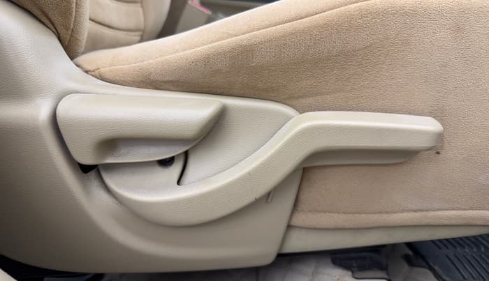 2014 Honda Amaze 1.2L I-VTEC S, Petrol, Manual, 43,410 km, Driver Side Adjustment Panel