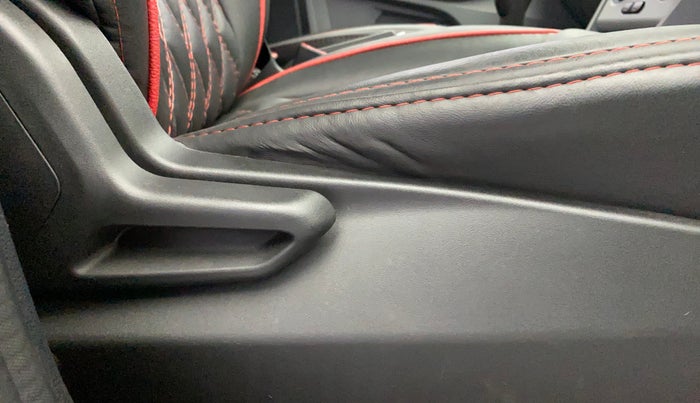 2021 Tata Tiago XT PETROL, Petrol, Manual, 16,333 km, Driver Side Adjustment Panel