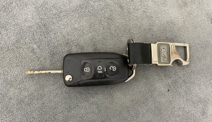 2016 Tata Zest XM PETROL, Petrol, Manual, 87,897 km, Key Close Up