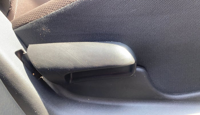 2022 Toyota URBAN CRUISER MID GRADE AT, Petrol, Automatic, 30,763 km, Driver Side Adjustment Panel