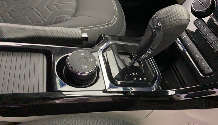 2021 Tata NEXON XZA PLUS PETROL, Petrol, Automatic, 22,732 km, Gear Lever