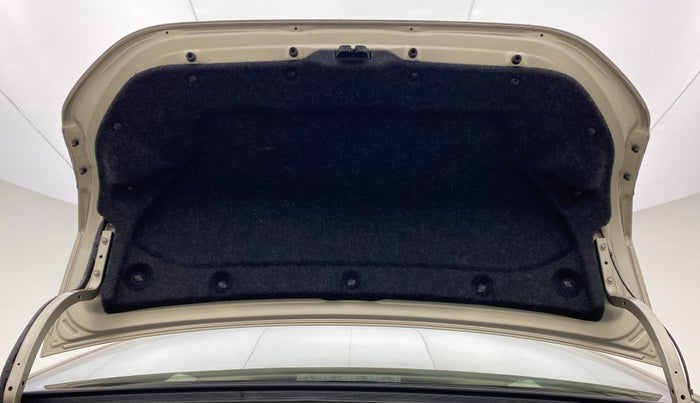 2016 Toyota Corolla Altis VL CVT PETROL, Petrol, Automatic, 69,541 km, Boot Door Open