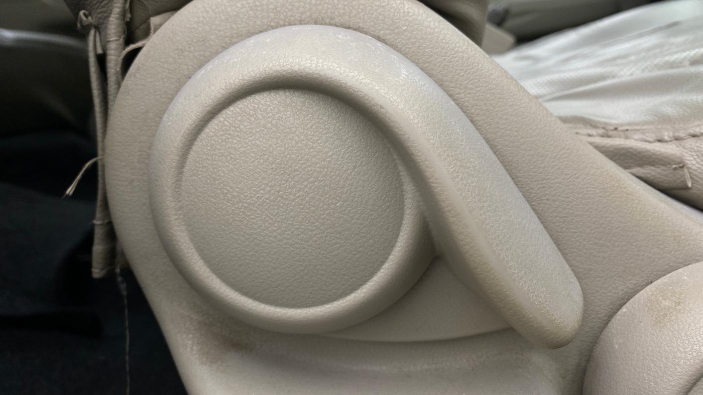 2013 Nissan Sunny XL CVT, Petrol, Automatic, 1,18,253 km, Driver Side Adjustment Panel