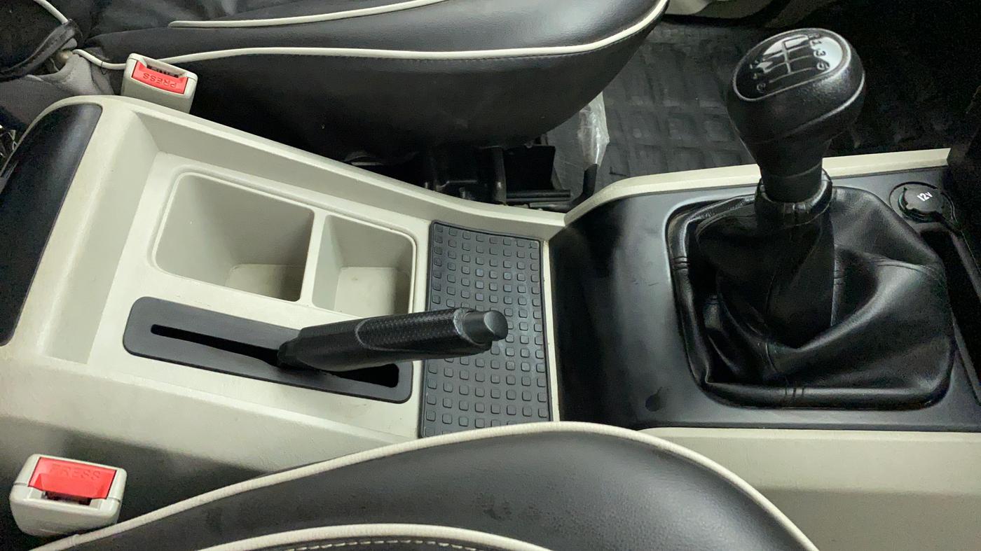 2021 Mahindra Scorpio S5, Diesel, Manual, 10,177 km, Gear Lever