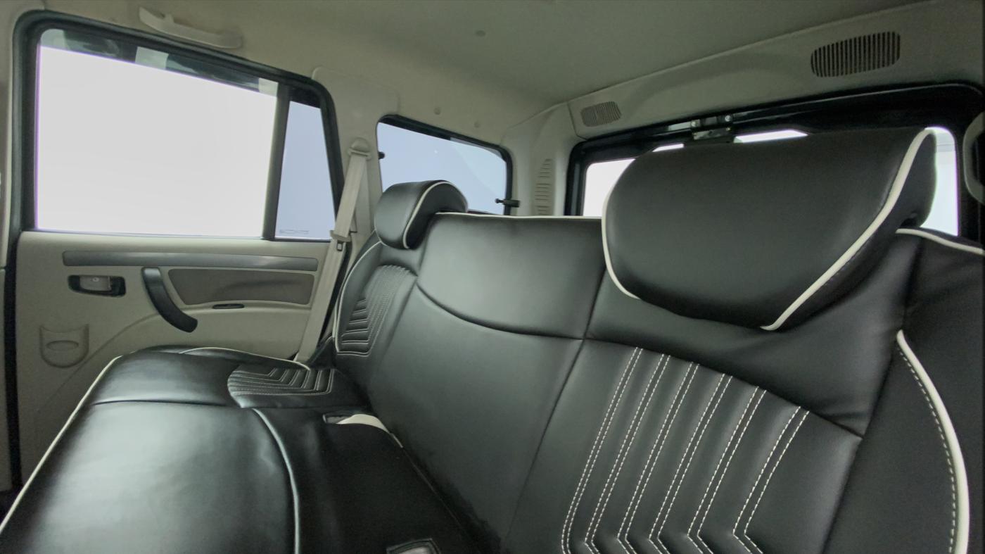 2021 Mahindra Scorpio S5, Diesel, Manual, 10,177 km, Right Side Rear Door Cabin
