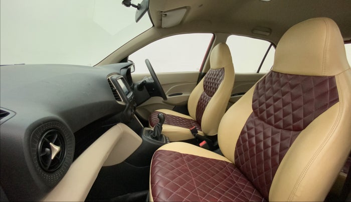 2020 Hyundai NEW SANTRO MAGNA 1.1 CORPORATE EDITION, Petrol, Manual, 17,051 km, Right Side Front Door Cabin