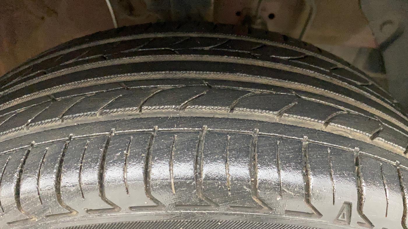 2020 Hyundai NEW SANTRO MAGNA 1.1 CORPORATE EDITION, Petrol, Manual, 17,051 km, Right Front Tyre Tread