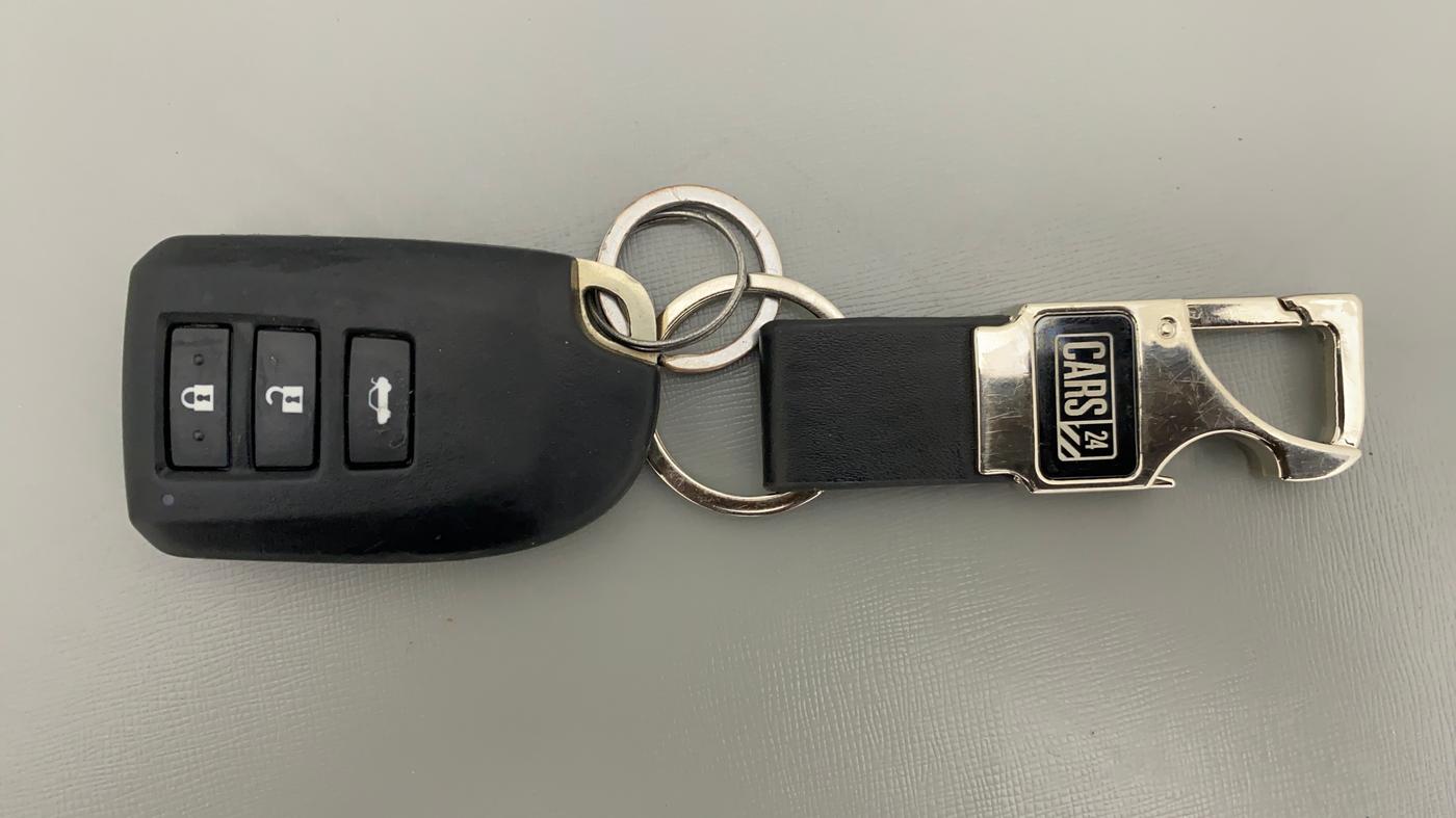 2020 Toyota YARIS G CVT, Petrol, Automatic, 18,861 km, Key Close Up