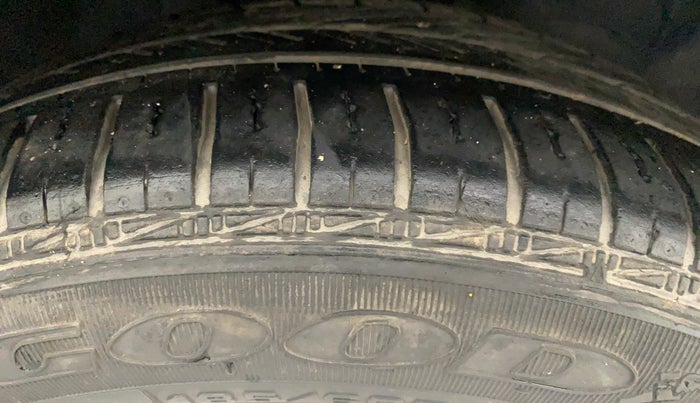 2020 Toyota YARIS G CVT, Petrol, Automatic, 18,861 km, Right Front Tyre Tread