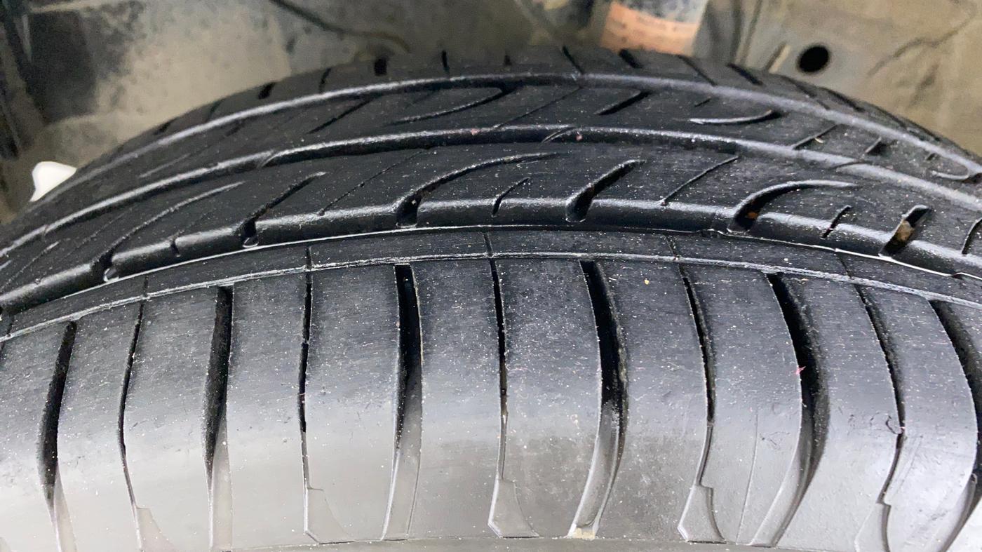 2019 Honda Amaze 1.2 SMT I VTEC, Petrol, Manual, 72,534 km, Left Front Tyre Tread