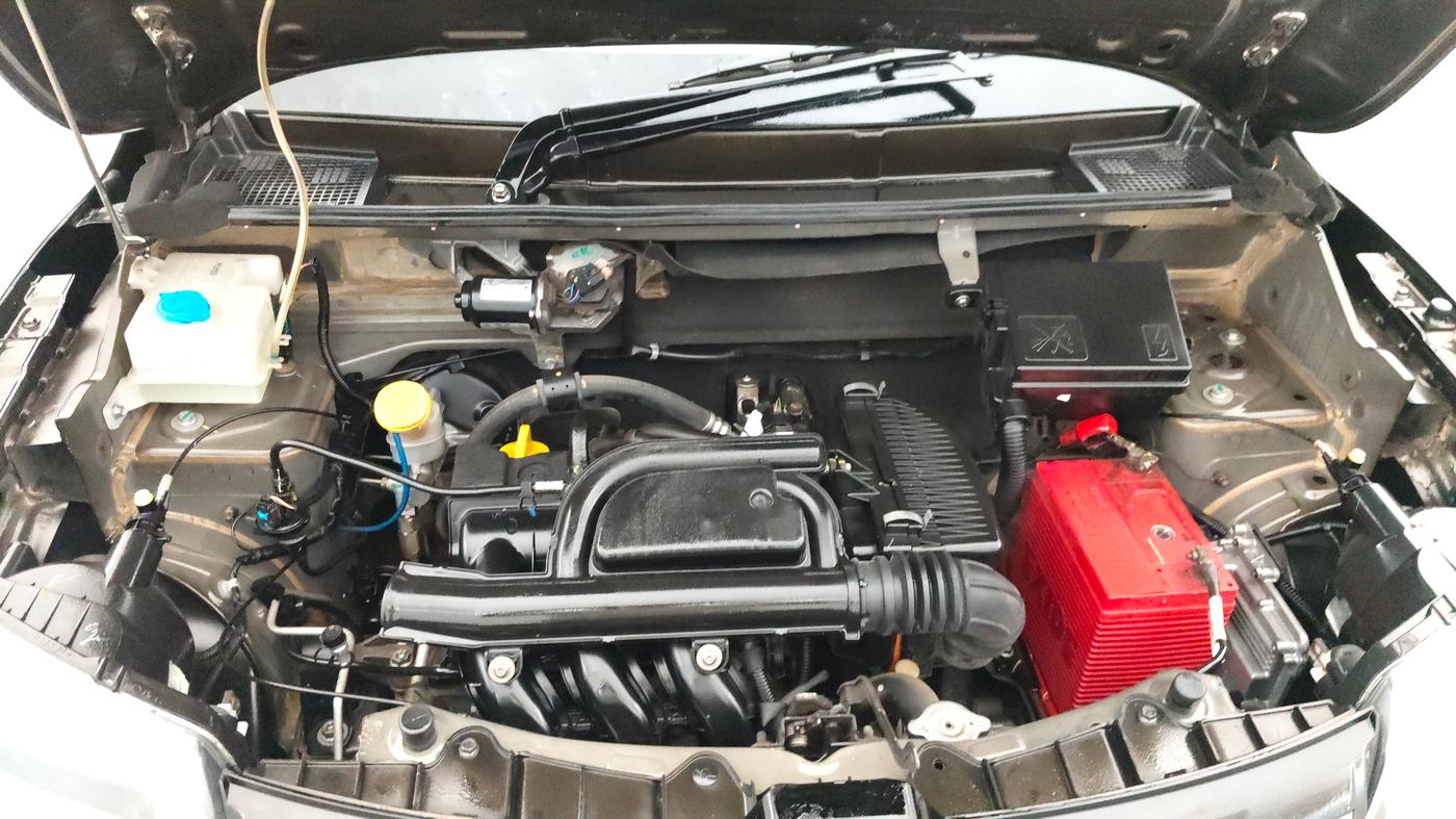 2018 Renault Kwid RXT 1.0 AMT (O), Petrol, Automatic, 11,574 km, Engine View